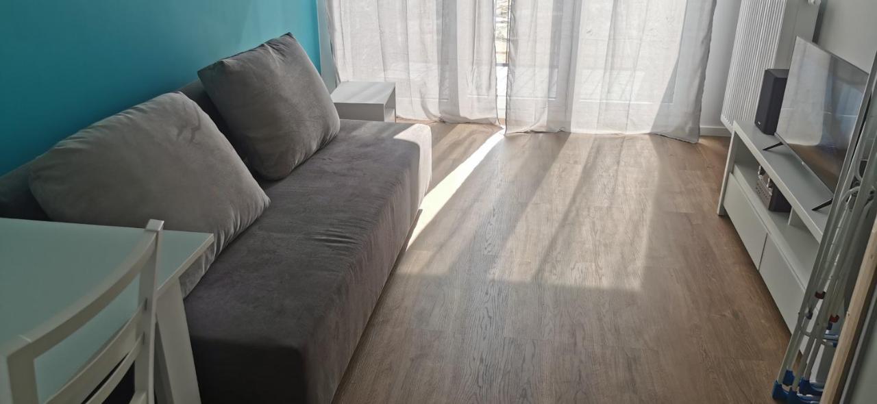 Nowy 1 Z 2 Pokoi W Mieszkaniu W Ursusie Privat overnatting Warszawa